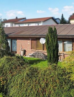 Wohlfühlen auf einer Ebene . gemütlicher Bungalow in Sonnenbühl - Sonnenbühl