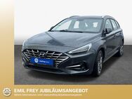 Hyundai i30, 1.0 T-GDI Kombi 48V-Hybrid Trend, Jahr 2022 - Frankfurt (Main)