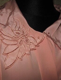 NEU * Edel * Original Granny VINTAGE * Romantik * Peter Pan * Stickerei * Kragen * DESIGNER * Seiden * Bluse * Gr. 40- 42/ M * apricot * peach * nude * - Riedlingen