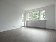 *großzügige und modernisierte 2-Zimmer-Wohnung mit Balkon* - Mülheim (Ruhr)