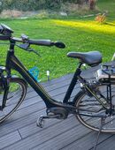 Verkaufe gebrauchtes E-Bike, Cube Travel Hybrid 400, schwarz in 74722