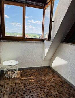 Ehningen: 3,5 Zi.-Maisonettewohnung in zentraler Lage - Ehningen