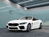 BMW M8, Competition Cabrio xDrive M Driver s Package Bowers & Wilkins Laser Sitzlüftung, Jahr 2021 - München