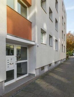 Frisch renovierte 3-Zimmer-Wohnung mit Balkon in Bremerhaven-Lehe - Bremerhaven