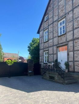 ZU VERKAUFEN: Malerischer Resthof vor den Toren von Soest mit zahlreichen Gestaltungsmöglichkeiten, Stallungen, Lager- und Gewerbefläche - Bad Sassendorf