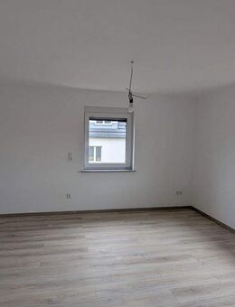 Erstbezug! Sanierte 2-Zimmer-Etagenwohnung - Günzburg