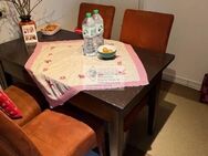 Schöne 2 Zimmer-DG Wohnung mit Balkon - Bad Zwesten