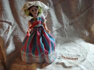 Souvenier Sammler Puppe 21cm. - Friedrichsdorf