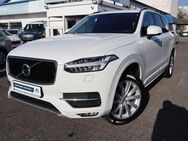 Volvo XC90, D5 AWD Momentum||, Jahr 2015 - Darmstadt