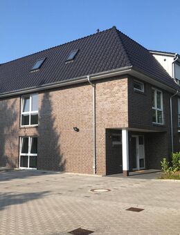 Möblierte 2 Zi.-DG-Wohnung in OL/Ofenerdiek - Oldenburg