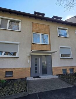 Attraktives 2FH mit ausbaufähigem Dachgeschoss und schönem Garten in ruhiger Sackgasse - Kassel