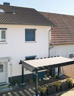 Charmant und modern: Familienhaus mit Scheune, ideal für Handwerker, Atelier oder kleines Gewerbe - Inzigkofen