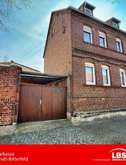 Vielseitiges Haus mit Potenzial - Bitterfeld-Wolfen