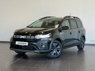 Dacia Jogger, 1.6 EU6e Expression HYBRID 140, Jahr 2022 - Fulda