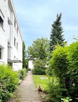 Im Erdgeschoss: 3,5-Zimmer Wohnung mit Balkon, Stellplatz und optional Garage - Forchheim (Bayern)