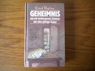 Geheimnis um ein verborgenes Zimmer-um eine giftige Feder,Enid Blyton,Bertelsmann - Linnich