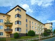 Sanierte 4-Raum-Wohnung mit Badewanne und Balkon in Gera-Ost - Gera