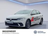 VW Polo, 1.0 TSI Life, Jahr 2024 - Salzkotten