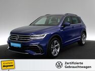 VW Tiguan, 2.0 TDI R-Line, Jahr 2023 - Krefeld