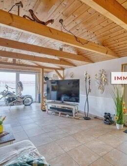 IMMOBERLIN.DE - Haus am Dämeritzsee mit Bootssteg - Erkner