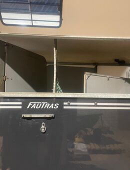 Fautras Oblic Zweipferdeanhänger - Kaarst