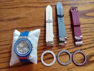 Schöne Damen Armband Uhr mit mehreren Wechselarmbändern - Dorsten