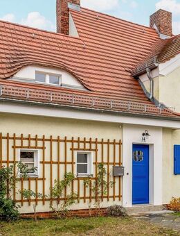Familienglück: Traumhaftes und charmantes Reihenmittelhaus mit Garten für die kleine Familie - Berlin