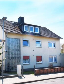 Solides Dreifamilienhaus in Toplage in KS-Wolfsanger - Kassel
