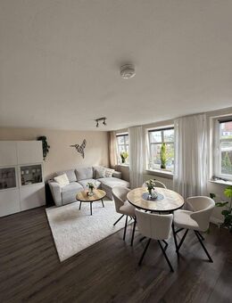 2-Zi-Whg + Terrasse + neue Fenster - Küche - 3 Geh Minuten zur City + renoviert - Schleswig