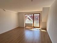 sonnige 3-Zimmer-Dachgeschoss-Wohnung in Magdeburg / Buckau sucht neue Mieter *ab sofort* - Magdeburg