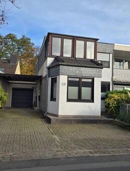 Hinein ins Familienglück - großzügiges Reihenendhaus in Moers-Schwafheim - Moers