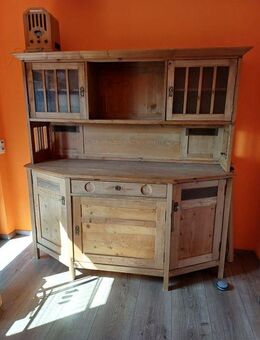 Alter Schrank - Meerbusch