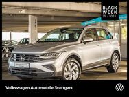 VW Tiguan, 2.0 TSI Life, Jahr 2022 - Stuttgart