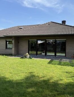 Gut erhaltener Bungalow mit Garage in ruhiger, zentrumsnaher Lage - Papenburg
