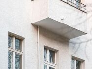 Charmante Altbauwohnung im Weserkiez mit zwei Zimmern und Balkon - Berlin