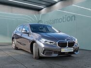 BMW 118, , Jahr 2021 - München