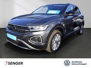 VW T-Roc, 1.5 TSI Style Plus, Jahr 2023 - Lübeck