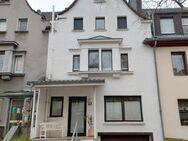 Großzügiges Stadthaus in Köln-Klettenberg mit Garage und großem Garten | ca. 260 m², Aufzug vorhanden - Köln