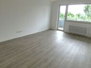 Wir modernisieren: EG-Wohnung mit Balkon! - Oberhausen