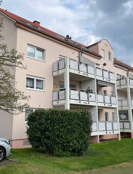 Attraktive Eigentumswohnung mit 3 Zimmern und großen Balkon in Markranstädt. - Markranstädt