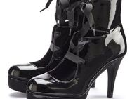 LASCANA Belle Affaire Stiefelette mit Plateau, High-Heel-Sandalette Halbschuh, Sandalette zum Schnüren, Lackoptik