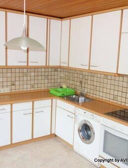 +++ AVERNET - 2,5 ZIMMERWOHNUNG MIT TERRASSE UND GARAGE IN TIENGEN +++ - Waldshut-Tiengen