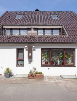 Stilvolle Doppelhaushälfte mit Kaminflair und großzügiger Terrasse - Wohnen in Strandnähe - Scharbeutz