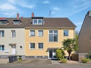 Exklusive 3 Zimmer Erdgeschosswohnung mit Garten, Terrasse und Stellplatz. - Köln