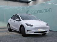 Tesla Model Y, , Jahr 2022 - München