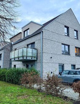 Drochtersen: traumhafte 3- Zimmer Wohnung mit Balkon und Fahrstuhl - Drochtersen