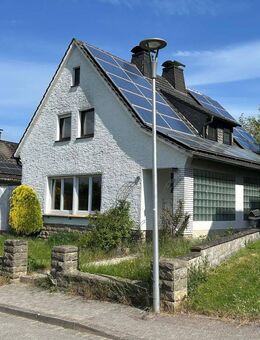 Einfamilienhaus mit großzügigem Garten in ruhiger Lage - Warburg (Hansestadt)