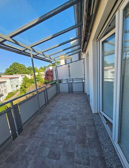 Attraktive 4-Zimmer-Eigentumswohnung mit Balkon und Garage - Baunatal
