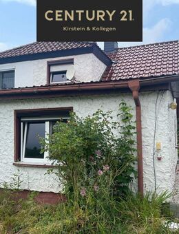Doppelhaushälfte mit großem Garten, Pool und Schrauberparadies! - Gera