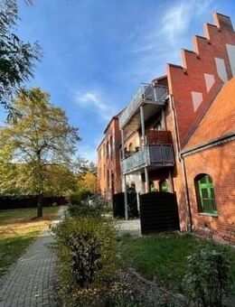 3 Zi DG Wohnung mit Balkon u. Klimaanlage in begehrter Wohnlage zu vermieten - Zerbst (Anhalt)